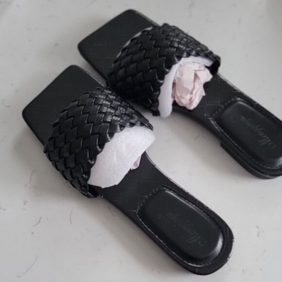 Square Toe Sandals - Picture 7 of 9